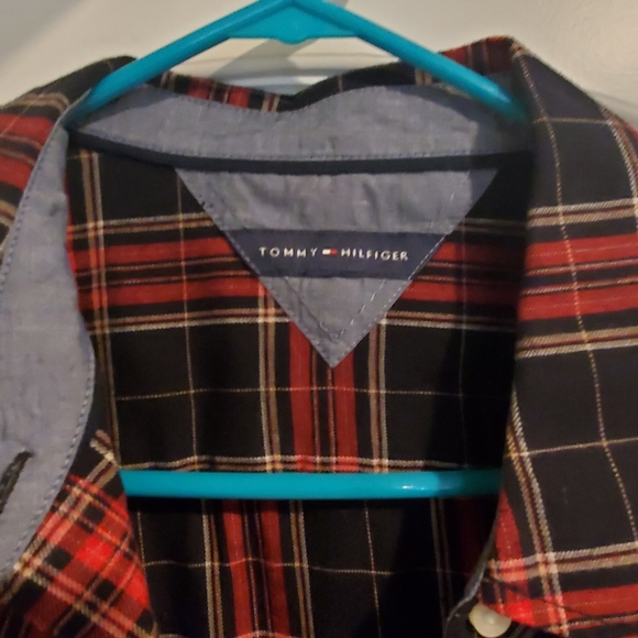 Tommy Hilfiger plaid button down - Picture 2 of 6
